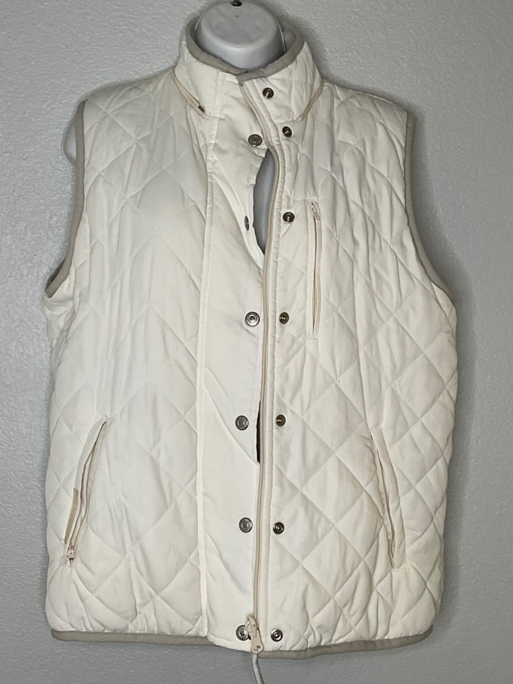Lauren Ralph Lauren Women’s Quilted off White and Gray Vest Jacket Full Zip Snap